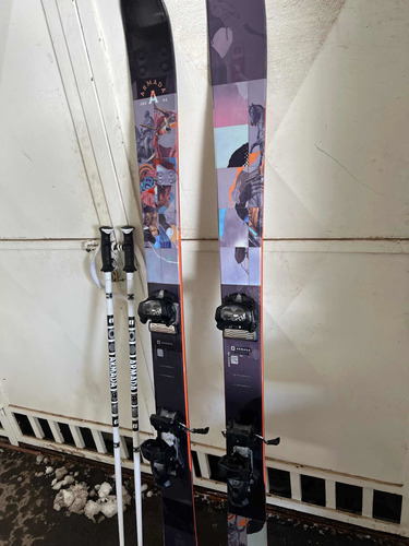 Skis Armada Arv96 2022 Seminuevos