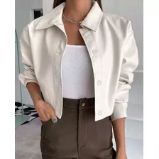 Chaqueta De Cuerina Con Botones