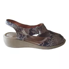 Sandalias Angeini Beige Con Plataforma 