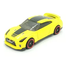 17 Nissan Gtr R35 Hot Wheels Escala 1:64 Año 2021