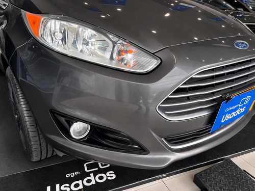 FORD FIESTA 1.6 HATCHBACK TITANIUM