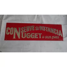 Letrero Antiguo Nugget A Sus Pies