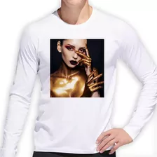 Remera Hombre Ml Oro Tapandose La Cara Mano Make Up