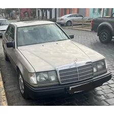 Mercedes Benz 300e