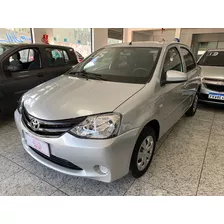 Toyota Etios X 1.3 Flex