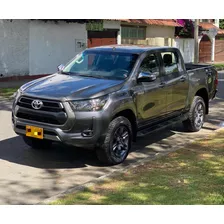 Toyota Hilux 2.4 Mecánica Diésel