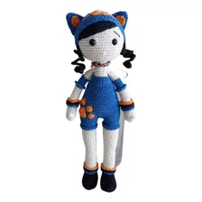 Boneca Com Roupa De Gatinha Em Amigurumi - Crochê