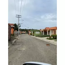 Solares De Oportunidad En Villa Mella.