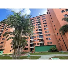 Apartamento En Venta En Caracas Colinas De La Tahona 24-14531