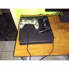 Ps4 Slim, 1tb, Jet Black. Com 02 Controles E Quatro Jogos