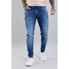 Calça Jeans Skinny Arqueada Masculina Com Lavagem Estonada