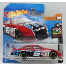 Dodge Charger Stock Car - Hot Wheels 2019