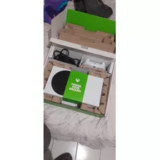 X Box S Color Blanco... 512 Gb .. 10/10