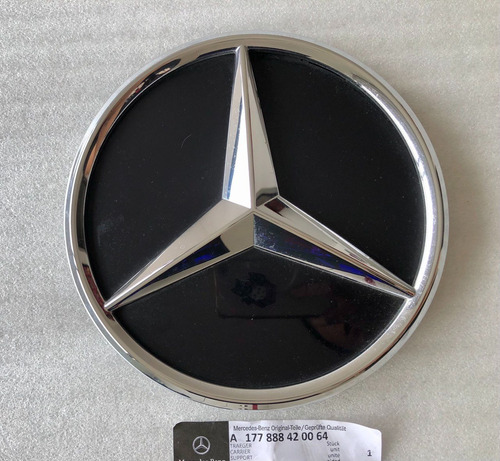 Emblema Frontal Mercedes Benz A W177 2018-2021 Foto 3