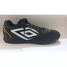 Zapatilla Baby Fútbol Umbro Hombre Talla: 44 (usada)