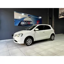 Toyota Etios 1.5 5ptas Xs 