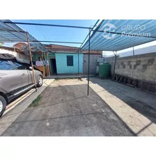 Casa En Venta De 6 Dorm. 5baños En Arica