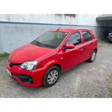 Toyota Etios X 1.5 6m/t