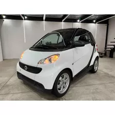 Smart Fortwo 2015 1.0 Coupe Black&white L3 At
