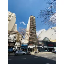 Departamento En Venta De 3 Ambientes Al Contrafrente Con Balcón Sobre Avenida