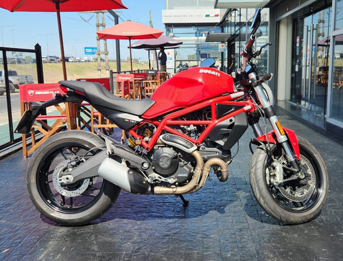 Ducati Monster 797 Mi