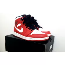 Jordan 1 Mid Chicago 