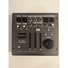Consola Mixer Digital Soundking Dm-4 4 Canales Usb P/ iPad