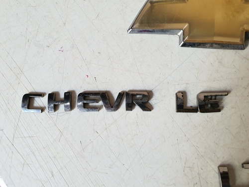Emblemas De Cajuela Chevrolet Epica Detalle Foto 3