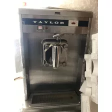 Máquina De Helados Marca Tylor