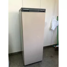 Freezer Vertical Prosdócimo 210 Litros