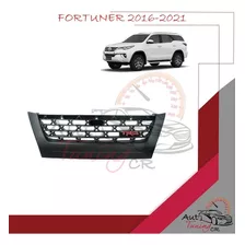 Parrilla Toyota Fortuner 2016-2021 Trd