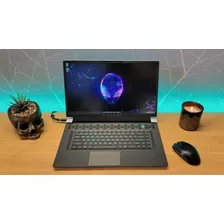 Alienware X17 R2