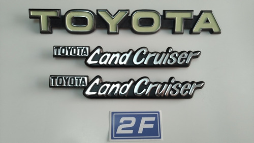 Foto de Toyota Land Cruiser Fj40 Emblemas 