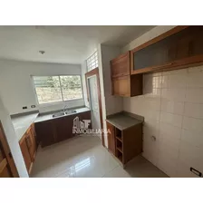 Cerro Alto. Santiago, Apto En Venta De 136mt² Con Patio.