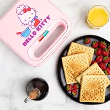 Uncanny Brands Hello Kitty Waffle Maker - Hacer Doble - Apa. Color