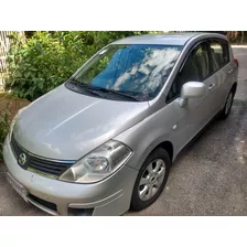 Nissan Tiida 2009 1.8 S Flex 5p