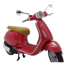 Escala 1/12, Vespa, 15cms De Largo, Maisto, En Caja. 