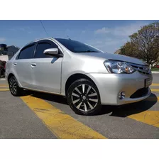 Toyota Etios Sedan Platinum 1.5 Flex 2016