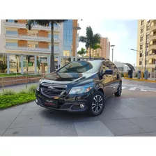 Chevrolet Onix 1.4 Flex 2015 Hatchback Carro Compacto Usado