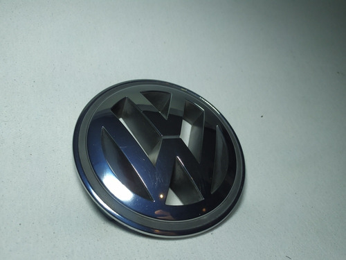 Emblema De Parrilla Volkswagen Bora 06-10 Original Usado.  Foto 3