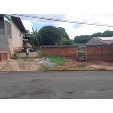 Vende-se Terreno De 228m2 Localizado Na Rua Natal N° 2965