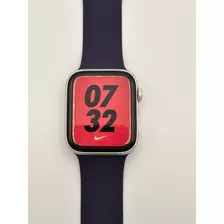 Apple Watch Nike 5 44mm Plateado