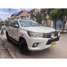 Toyota Hilux Sr