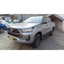 Toyota Hilux 2022 2.7 Cabina Doble Sr Mt