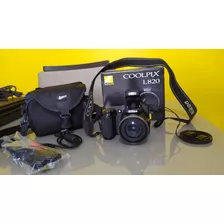Câmera Nikon L820