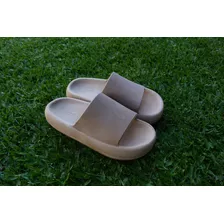 Sandalias Camille De Goma Beige, Talle 39/40