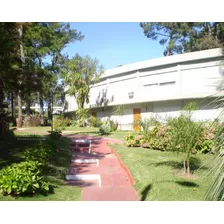 Apartamento En Arcobaleno En Alquiler, Punta Del Este