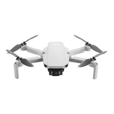 Mini Drone Dji Dji Mini 2 Se Fly More Combo Con Cámara 2.7k Gris 2.4ghz 3 Baterías