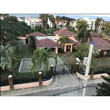 Te Vendo Hermosa Villa En Santiago 