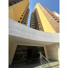 Apartamento En Residencias Bahia Platinium Amoblado, Trigaleña Ra Cod. 219268